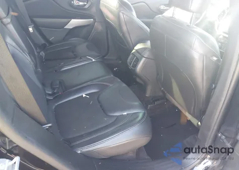 2018 Jeep Cherokee Latitude Plus Fwd z USA, uszkodzony, nr VIN 1C4PJLLB4JD503972